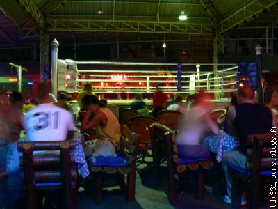 Ring pour la boxe Thaie