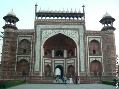 porte d'entree du Taj